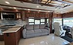 2015 Itasca Ellipse 42HD Thumbnail 46