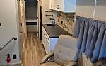 2001 Columbia Toterhome Thumbnail 27