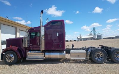 Photo of a 2019 Kenworth W900 for sale