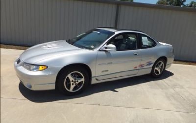 Photo of a 2000 Pontiac Grand Prix GTP Pace Car for sale