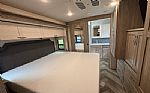 2023 Adventurer 35F Thumbnail 10