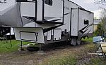 2022 Avenue Fifth Wheel Thumbnail 1