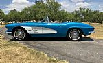 1961 Corvette Thumbnail 15