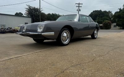 Photo of a 1964 Studebaker Avanti for sale