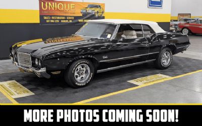 Photo of a 1972 Oldsmobile Cutlass for sale