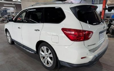 Photo of a 2018 Nissan Pathfinder SUV for sale