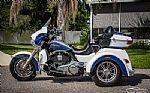 2015 Tri Glide Thumbnail 4