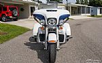 2015 Tri Glide Thumbnail 26