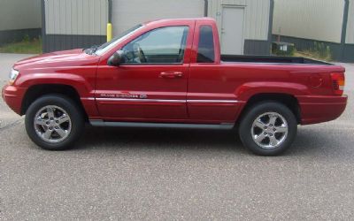 2004 Jeep Grand Cherokee Overland Truck