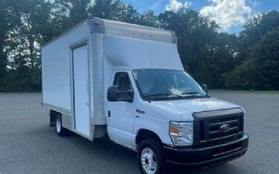 2019 Ford E-Series Cutaway 