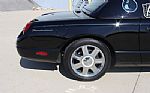 2005 Thunderbird Thumbnail 32