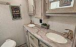 2020 Montana High Country 373RD Thumbnail 14