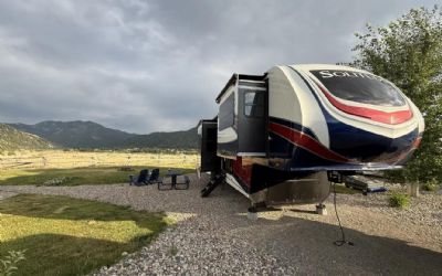 2023 Grand Design Solitude 380FL 