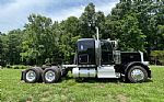 2017 Peterbilt 389 Thumbnail 4