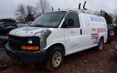 2009 Chevrolet Express Cargo Van 1500