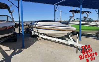 1997 Hallett 250 Closed Bow 