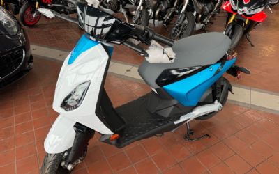 2022 Piaggio 1 Active Electric 