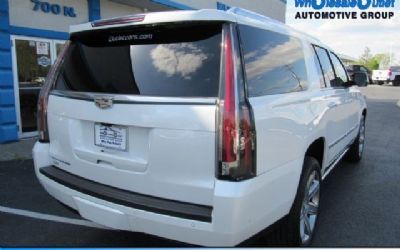 2018 Cadillac Escalade ESV Premium Luxury