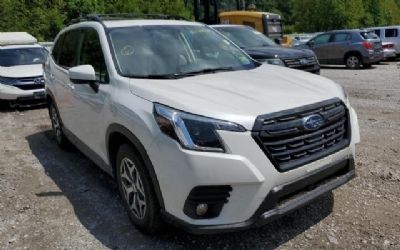 2022 Subaru Forester Premium