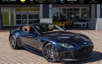 2020 Aston Martin DBS 