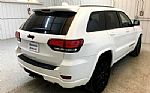 2020 Grand Cherokee Thumbnail 4