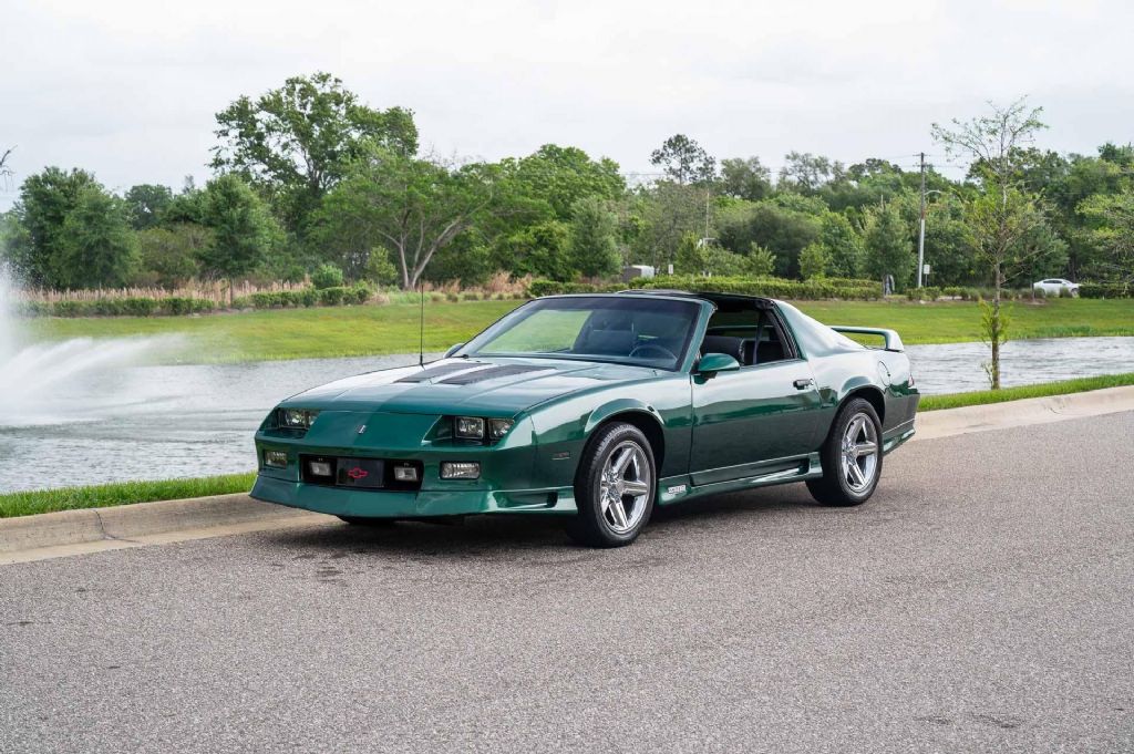 1992 Camaro Image