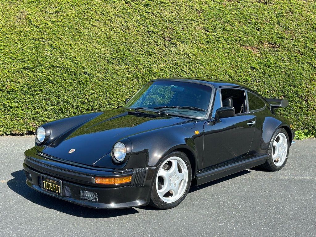 1977 911 Image