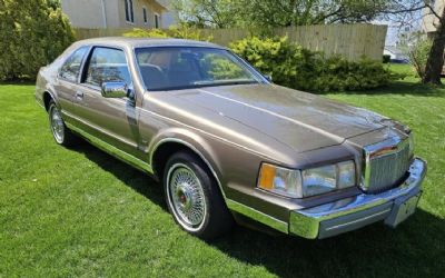 1985 Lincoln Continental Coupe