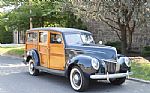 1939 Ford V-8 Deluxe Woody Wagon